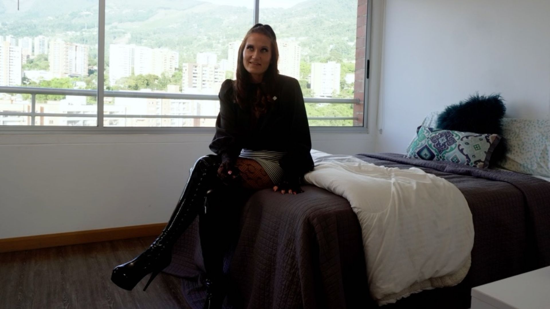 SFW I Like Doing Chores Now