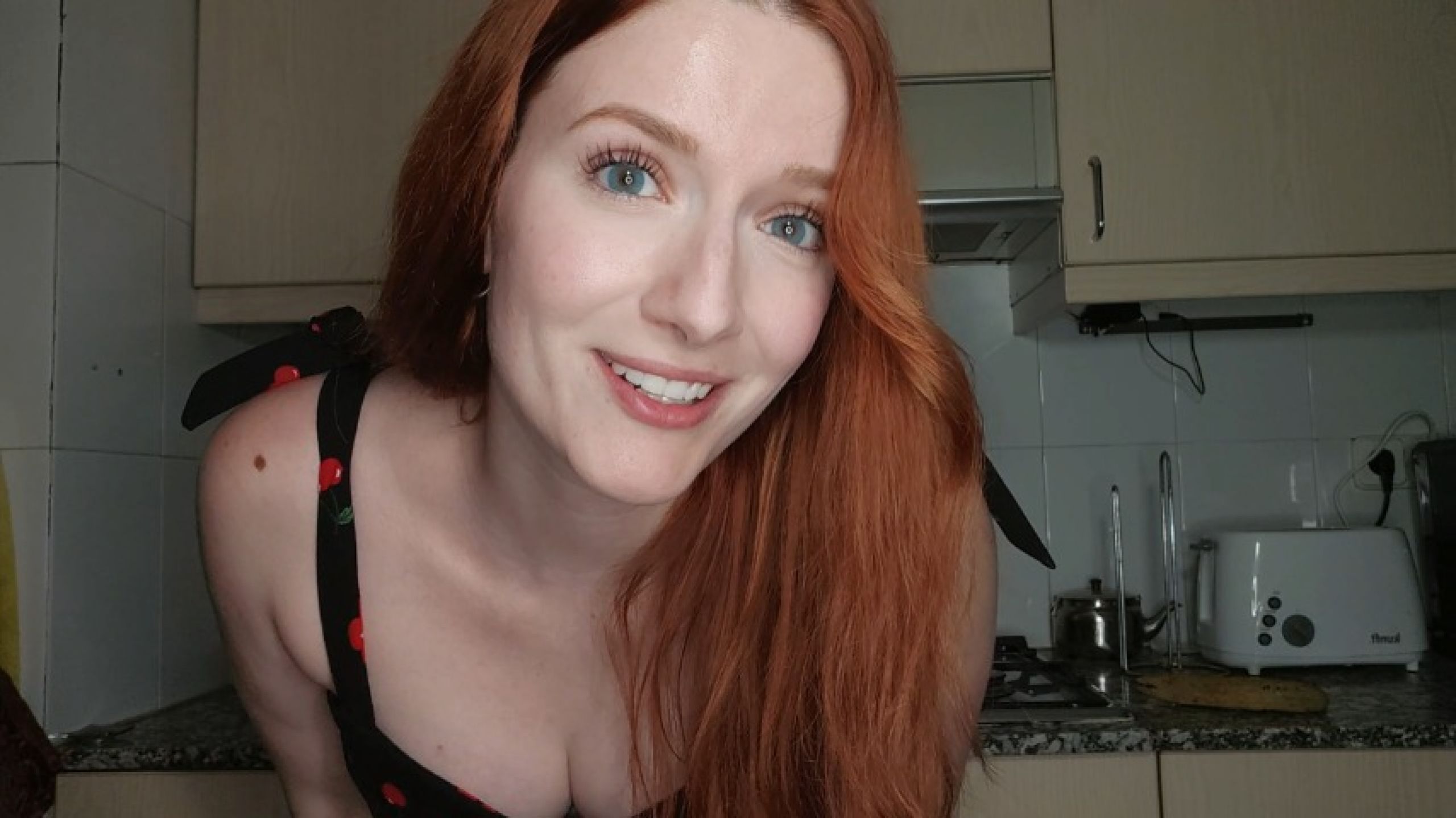 Daydreaming about step-Mom