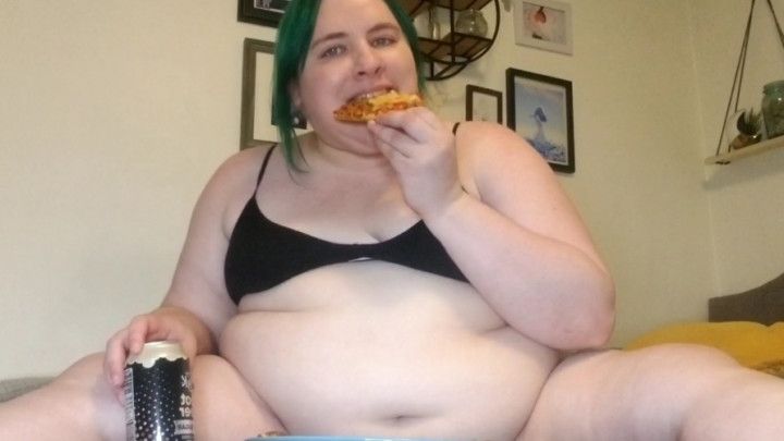 Piggy Eats Pizza For Breakfast