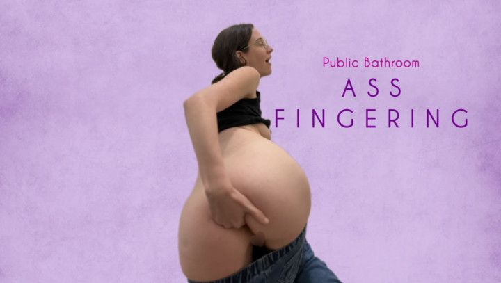 ASSPLAY: Public Bathroom