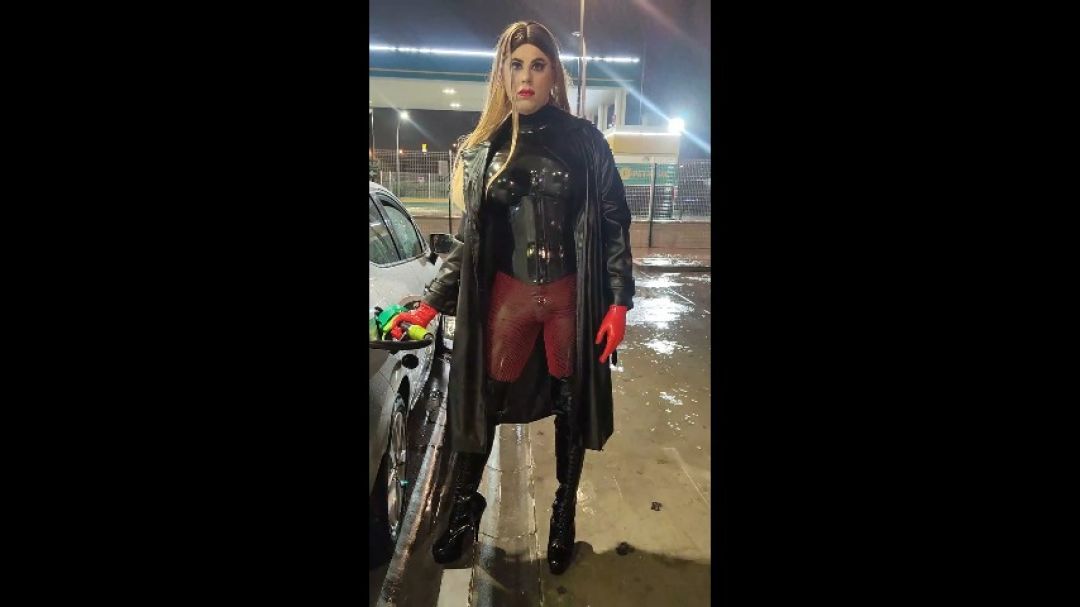 Dominatrix Tania refueling gas