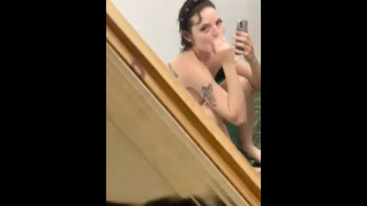 Warrior Princess gets stalked by predator into building