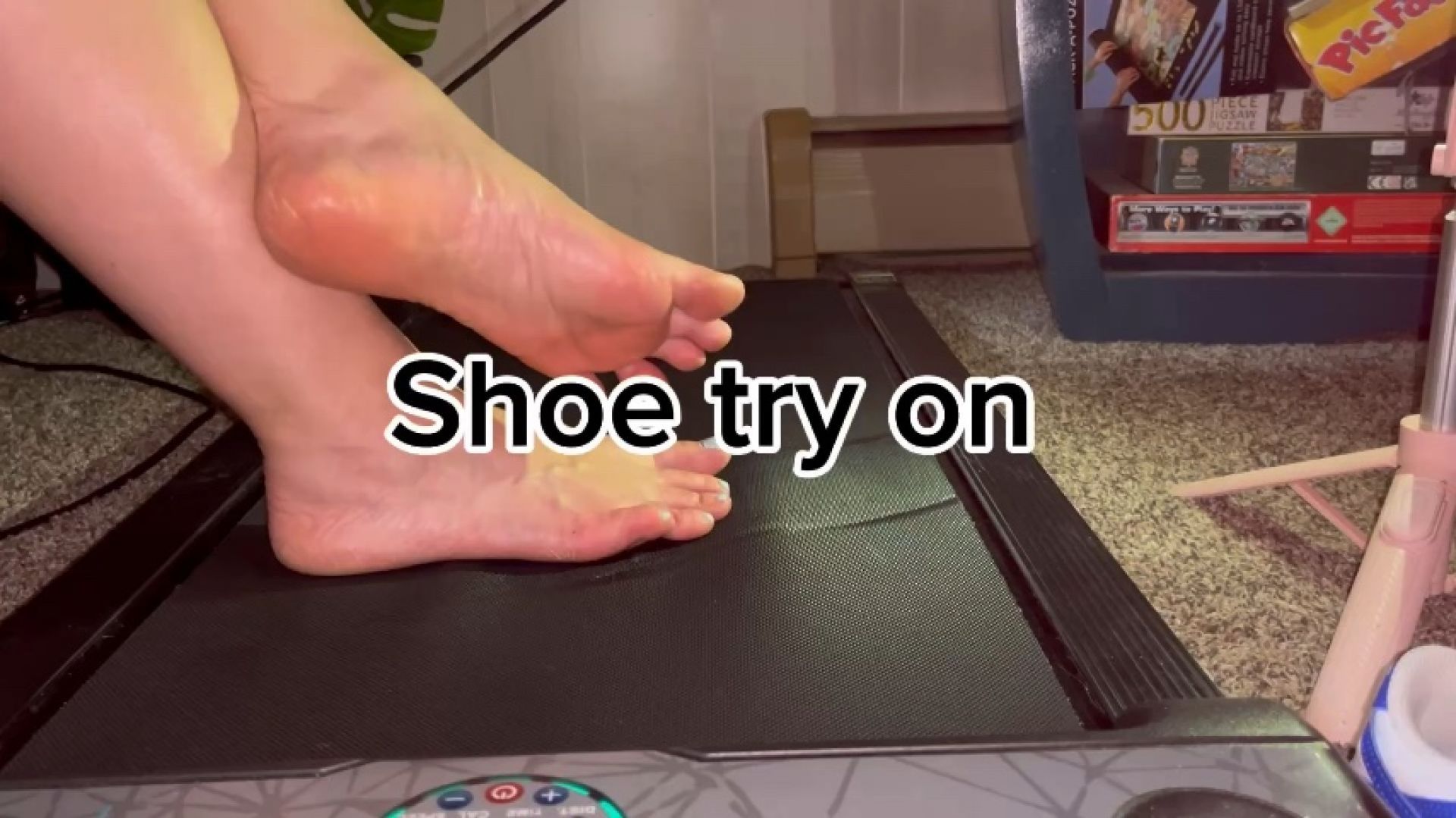 Shoe try on