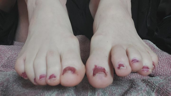 FREE Toenail Painting Show