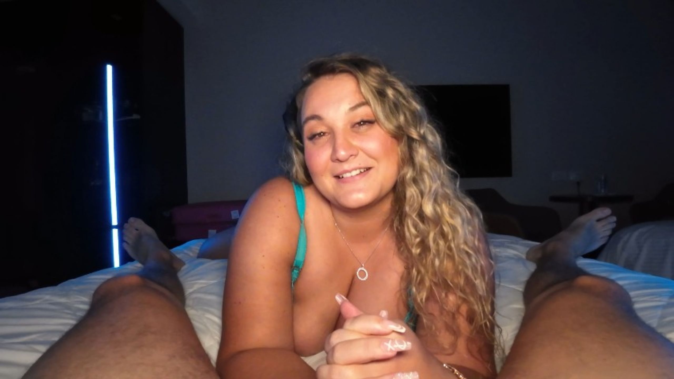 Thick White African Chick Drilled in Her Holes