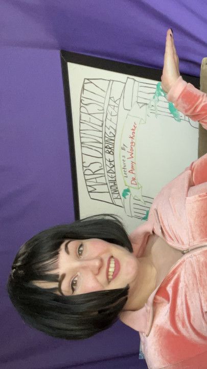 General Relativity for YOU BABE. with Amy Wong