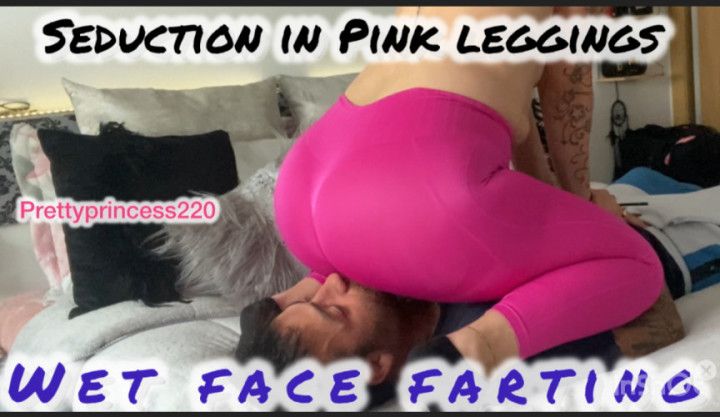 Seduction in Pink Leggings: Facesitting with Farts