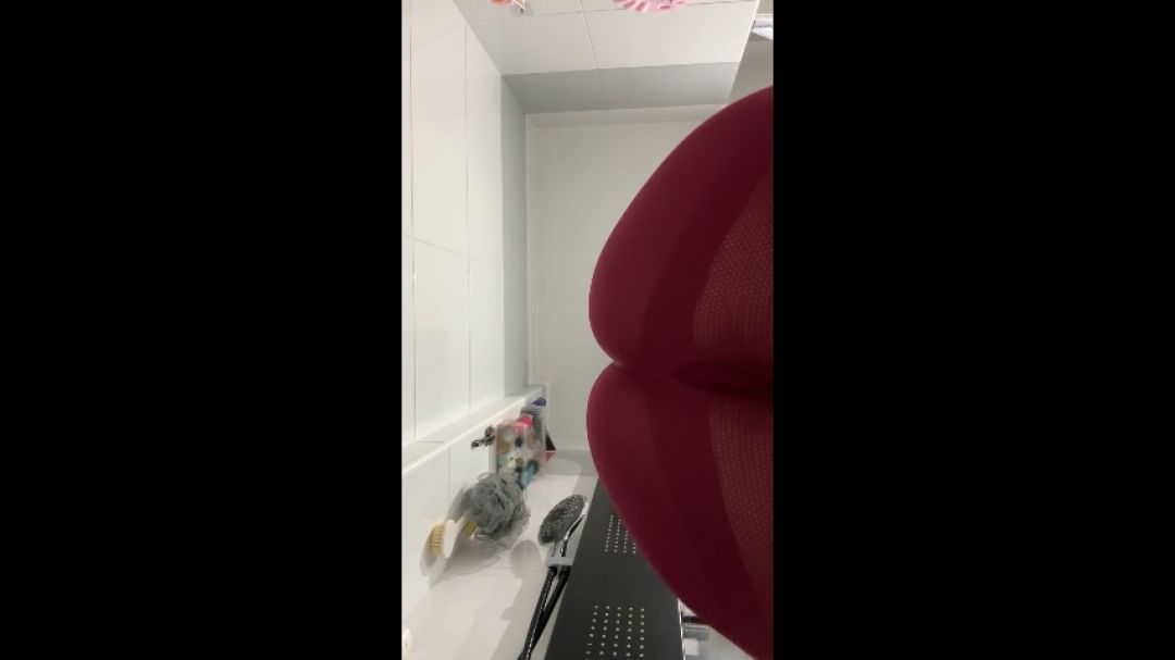 Dominates with Wet Farts