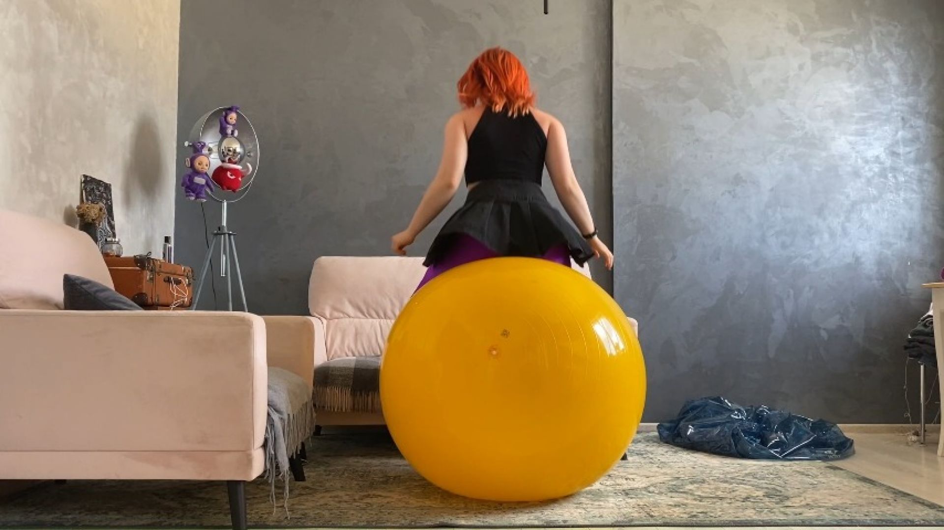 Sabina takes full control of yellow fitness ball