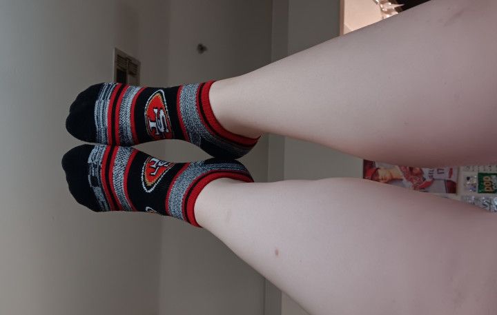 Slowly Removing Socks