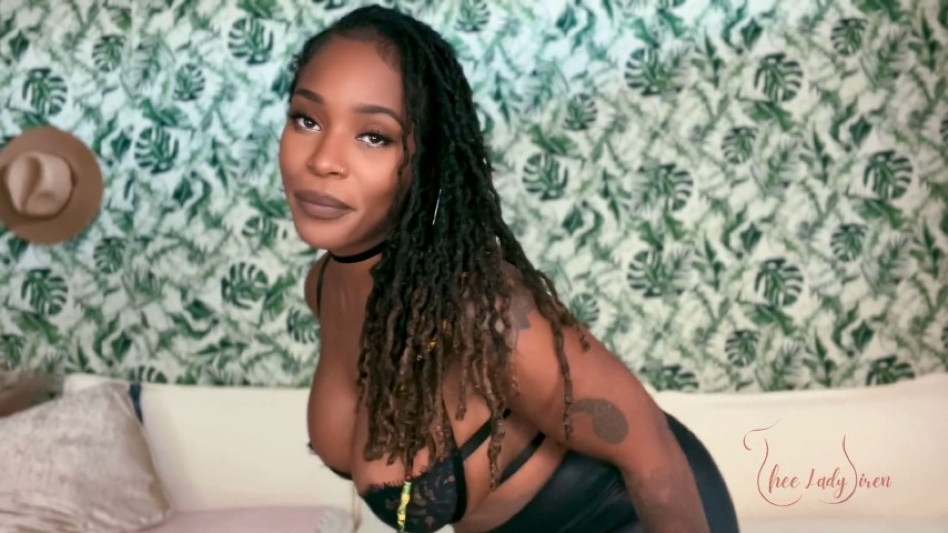 Jerk Off While I Spank My Ass in Leather Leggings JOI