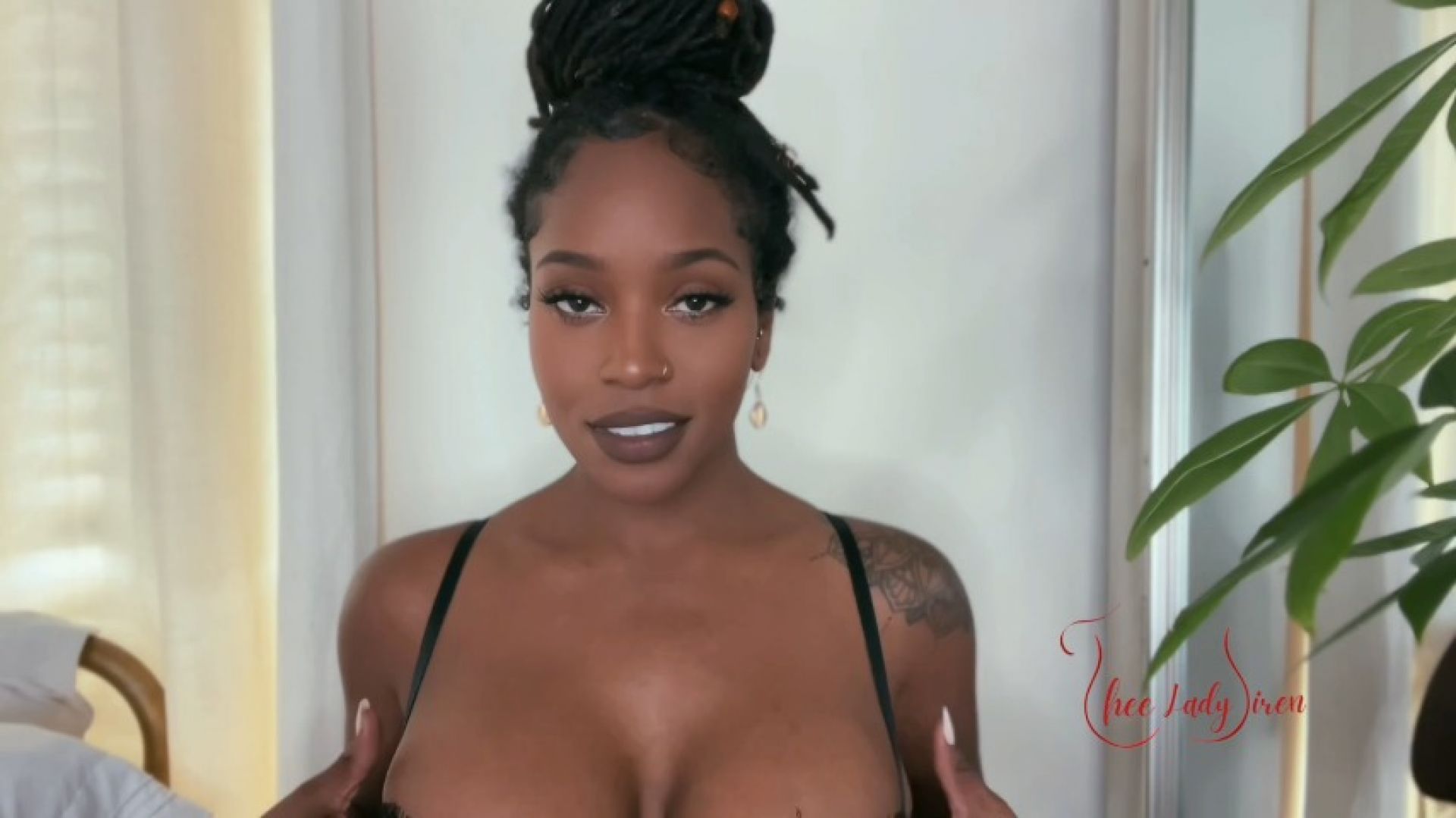 Faithful Married Men Can Never Resist step-Mommy