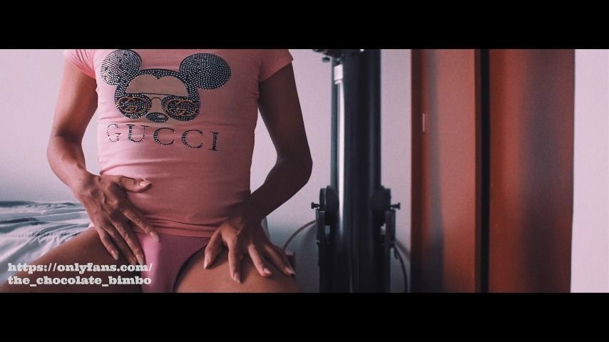 Femboy sissy rubs and masturbate