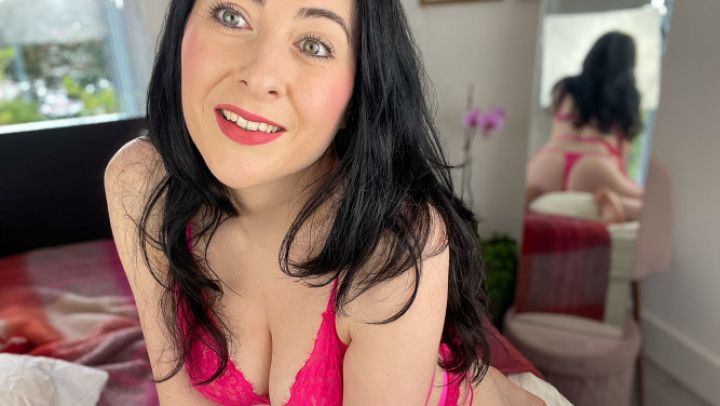 Dirty Talking Makes IRISH Girl Hump her PILLOW