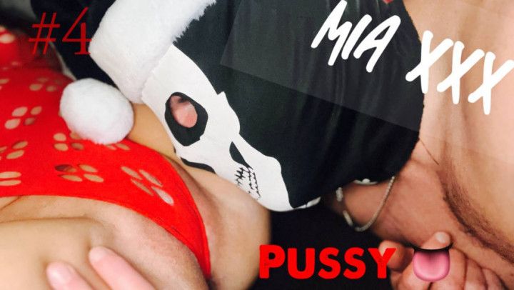 MiaXXX Lick my Pussy Santa