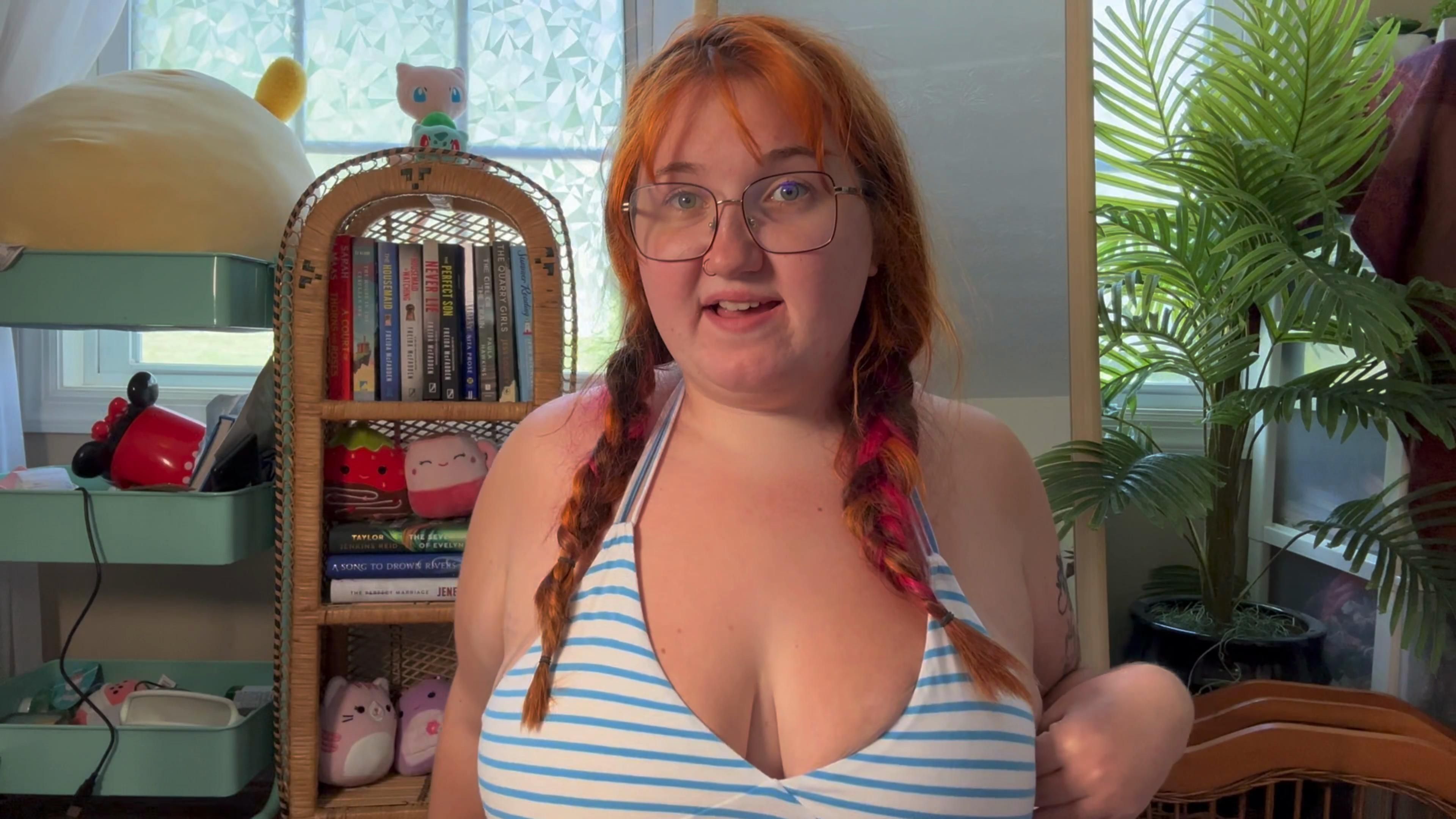Get To Know Me - BBW Girl Next Door
