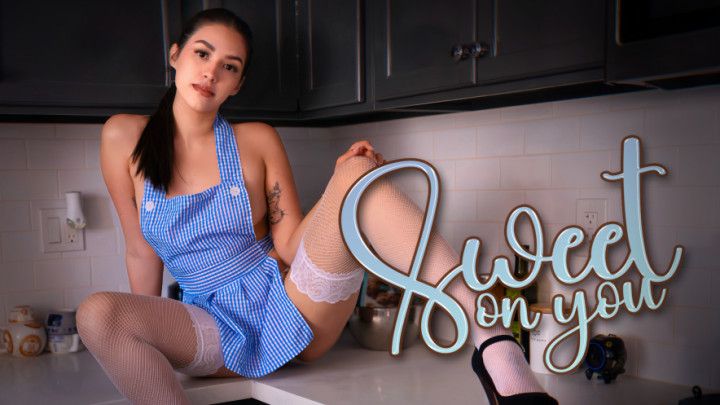 Latina in White Stockings, Heels and Apron - Sex Tape