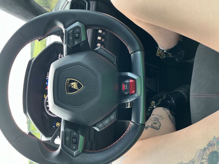Horny slut needs to cum in a Lamborghini