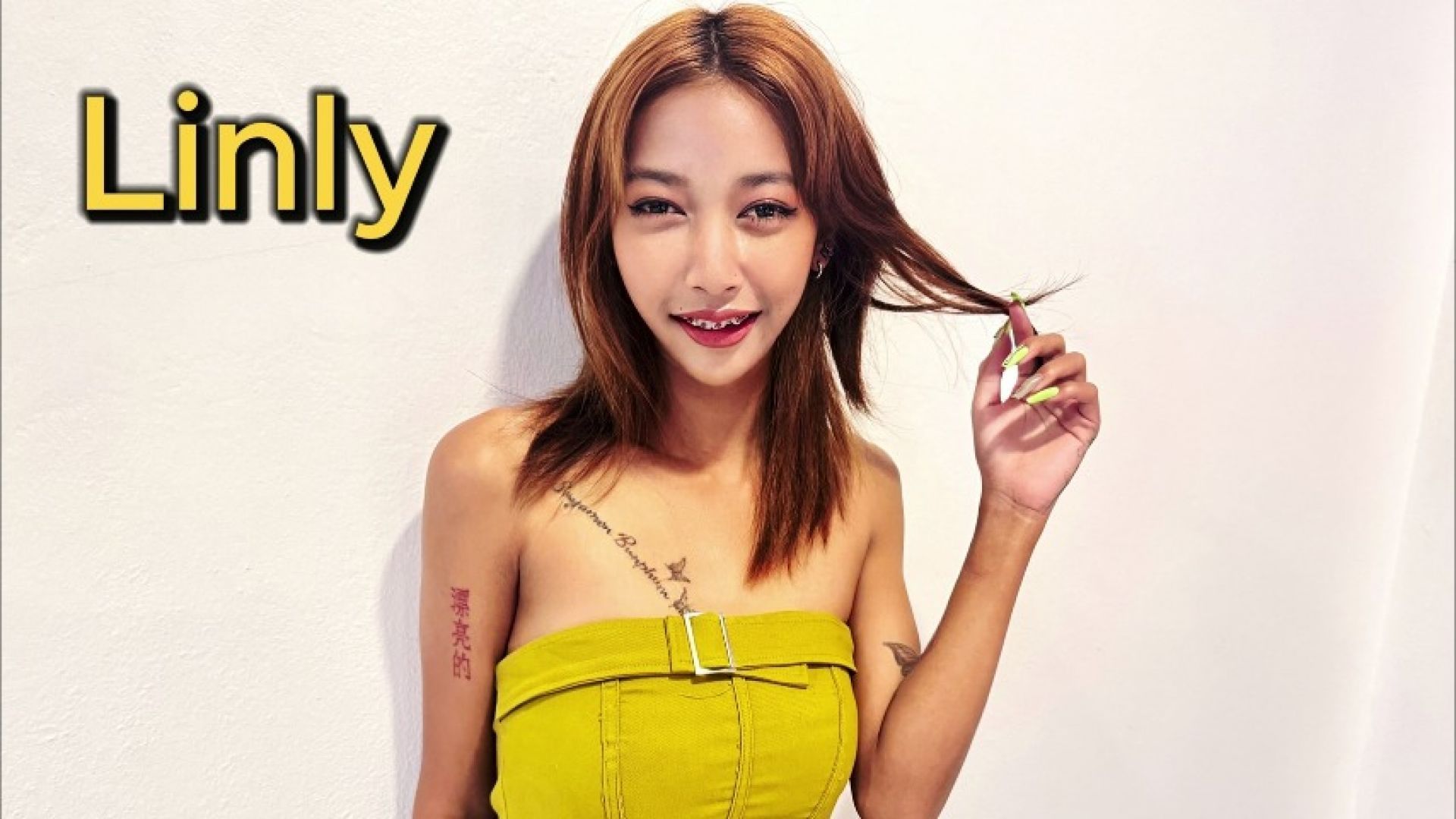 LINLY - 18-Years-Old and 83lbs Petite Asian Pussy Pumped