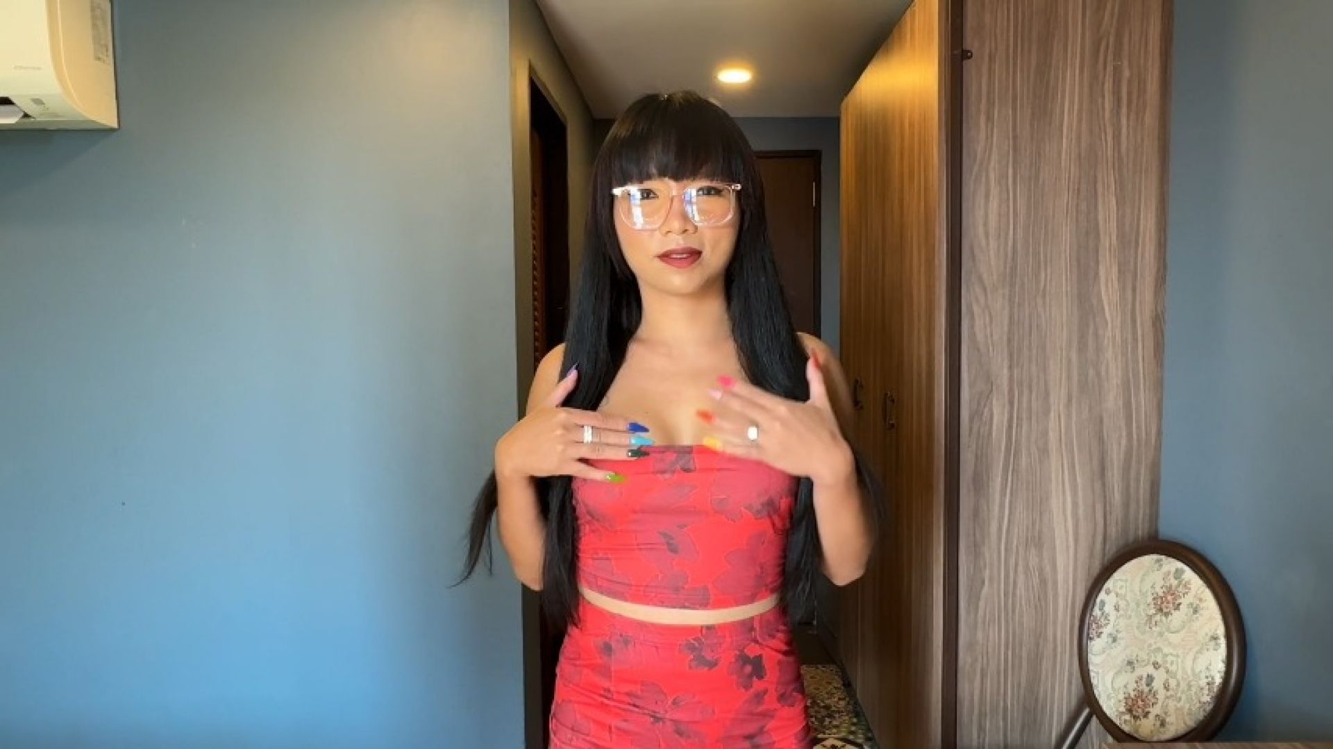 ICE - Creampied Cutie with Glasses Filled Up