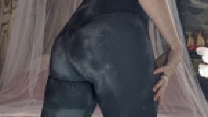 Squats SFW