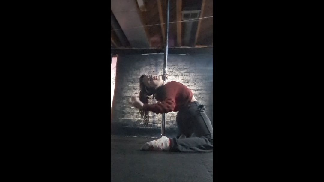 Sweatpants Dance