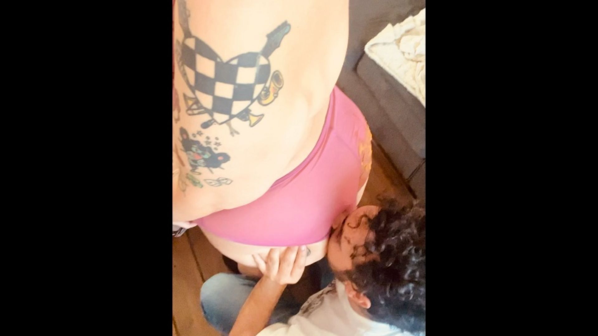 He eats pie off of me