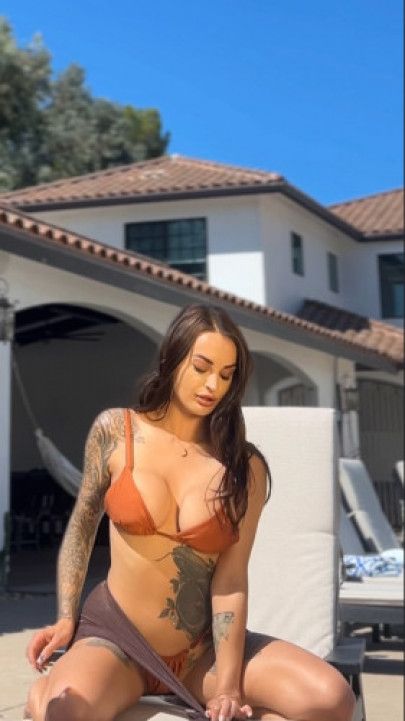 SFW Swimsuit Shoot BTS