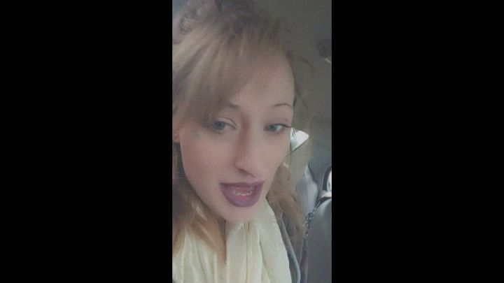 6-VERY RARE!!-Car Karaoke: Apple Juice- JessieReyez