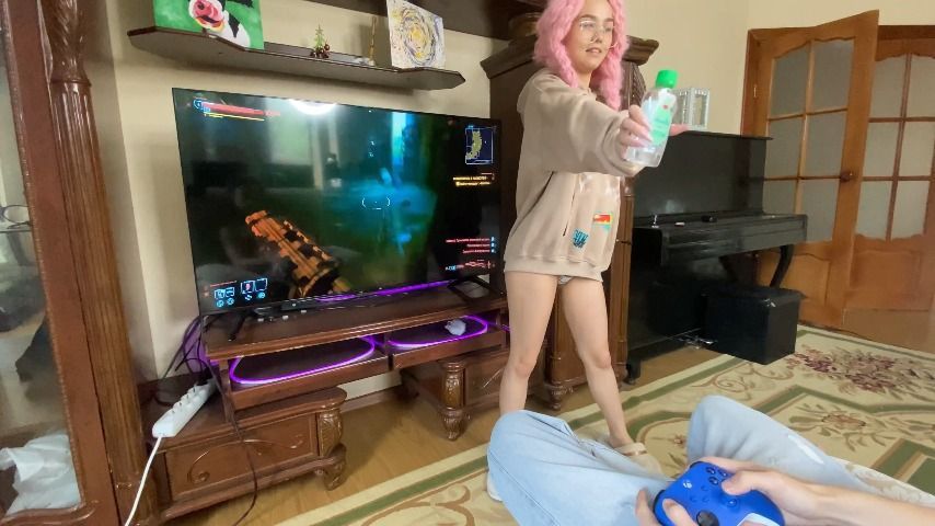 She sat on her step-brother's face