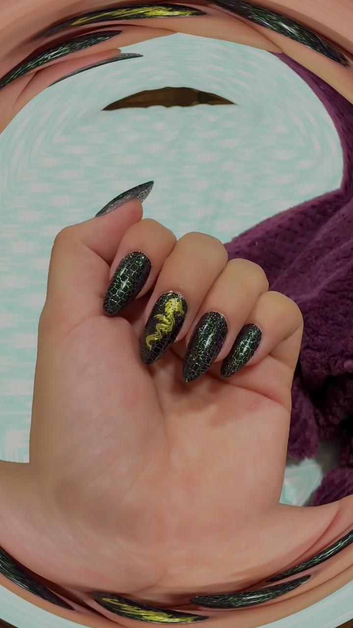 New goth nails