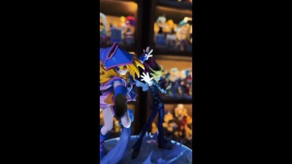Yugi and her Dark Magician Girl