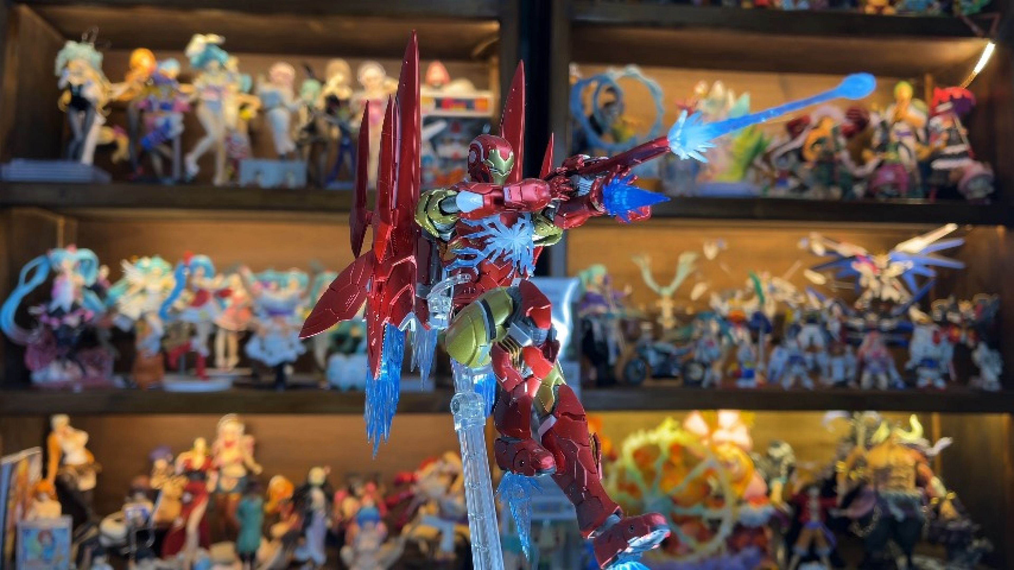 Iron Man Tech-On Avengers Figure Showcase S.H.Figuarts