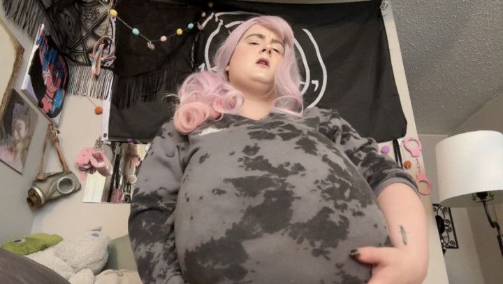 I Want You to Give Me a Hyperpregnancy