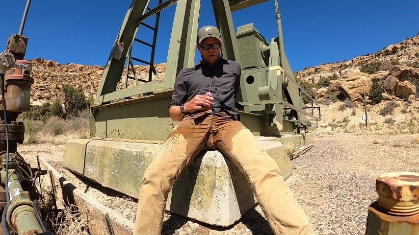 Piss and cum on an oil rig