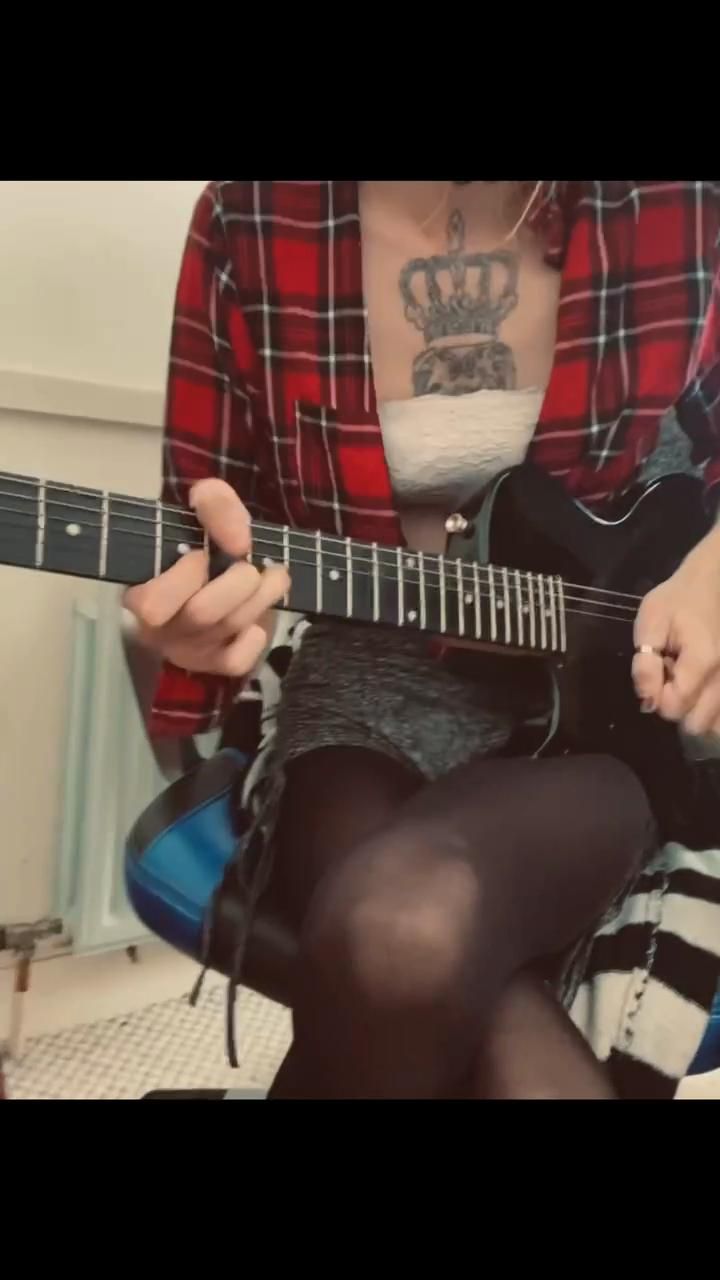 Casual guitar jam to Behind The Mask