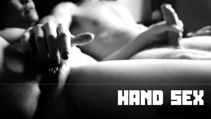 Hand Sex while shopping online