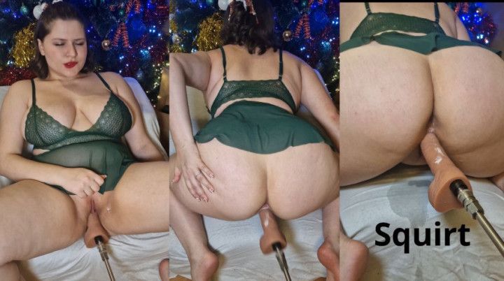 X-Mas Pussy Fucking with Fuck Machine Doggy