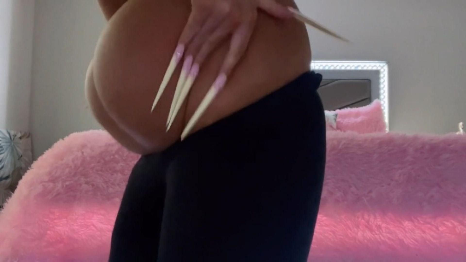 THE ULTIMATE ASS LOVER'S DELIGHT