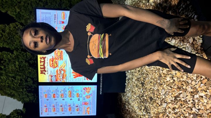 BK employee Aaliyah Ali offers the BJ have it your way