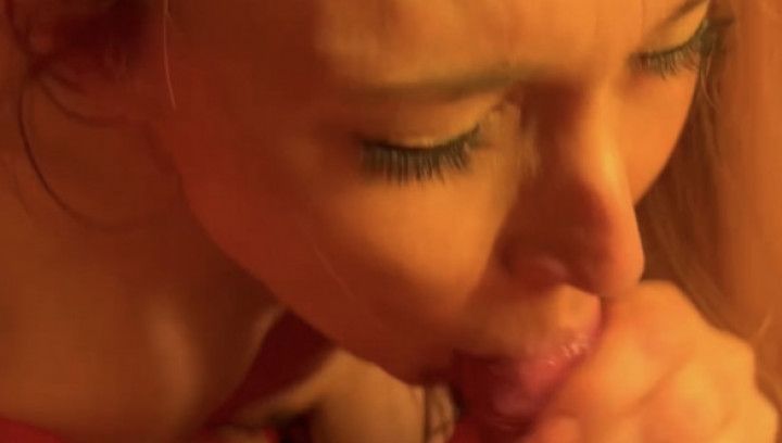 Ophelia Kaan doggy style and facial