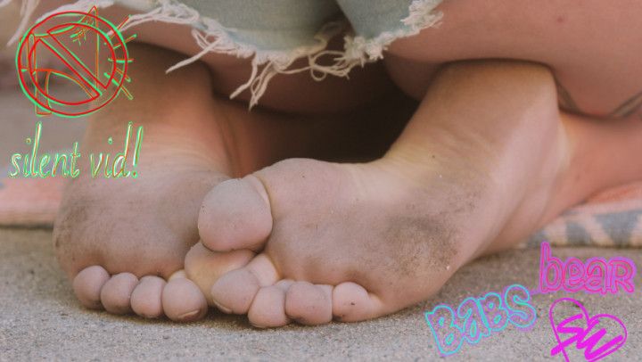 Dirty Feet!: Babs Bear shows off her whaletail and soles