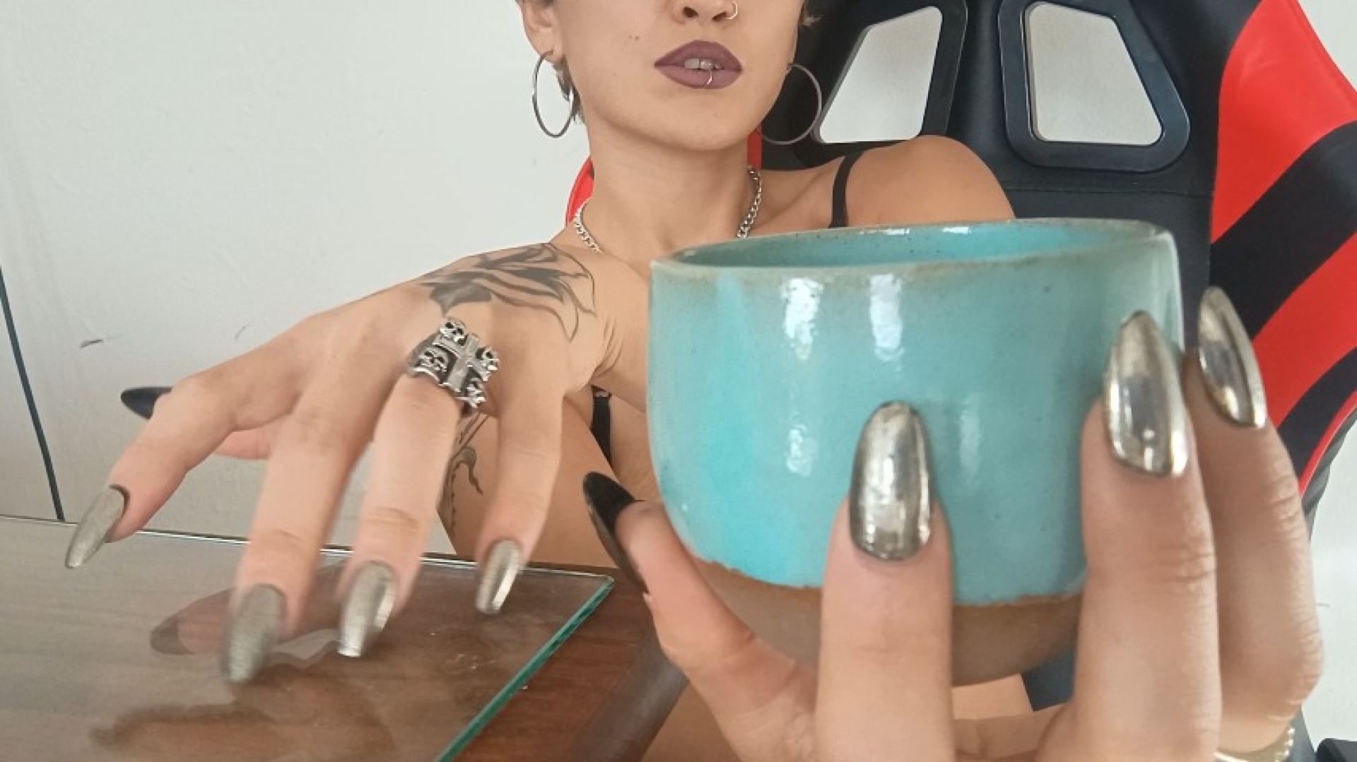 nail ASMR