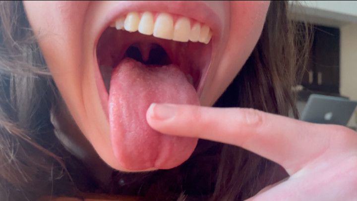 Cum On My Tongue, Tiny