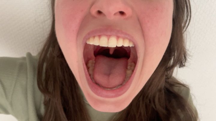 Morning Snack Vore POV