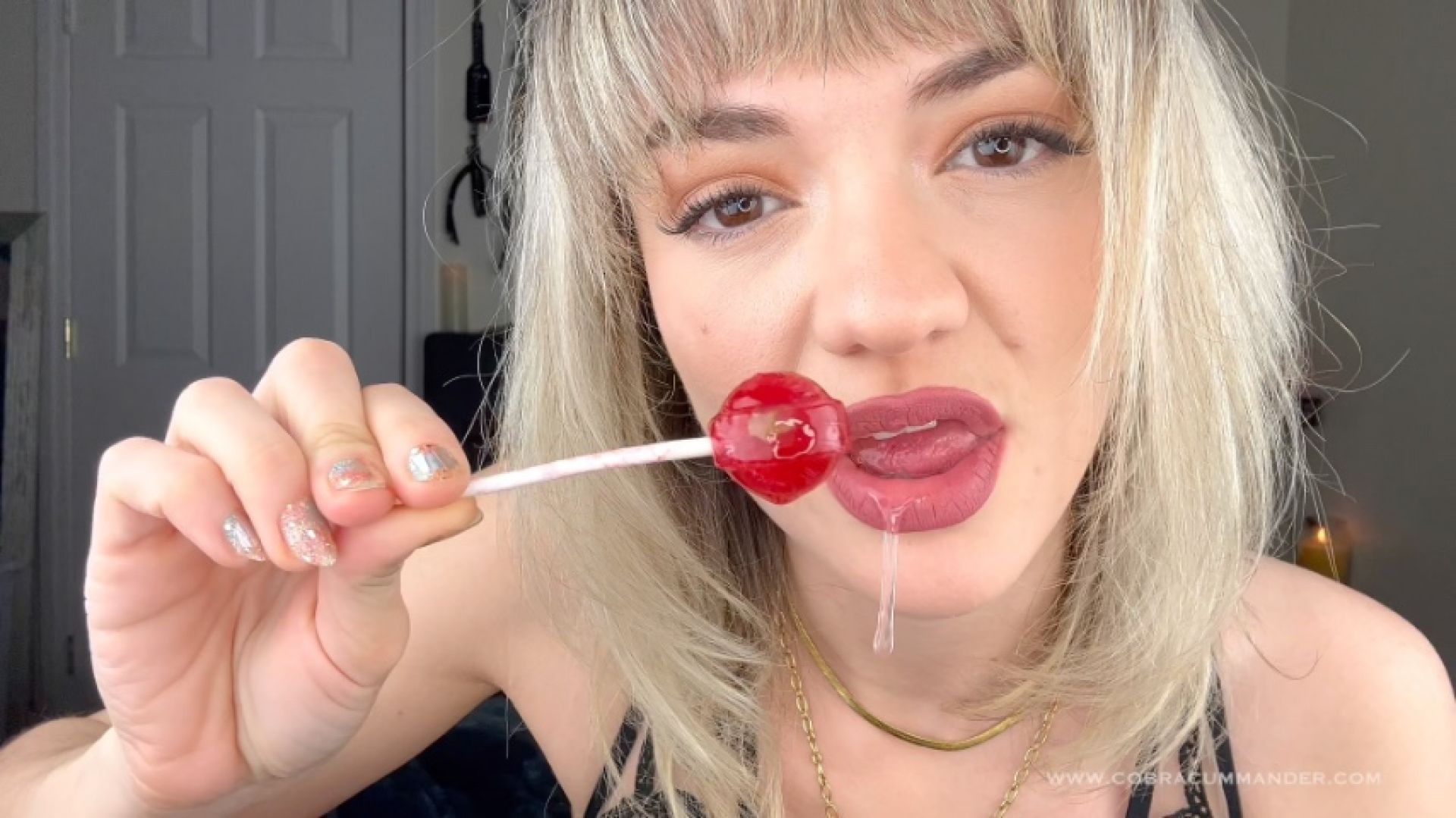 Spit Fetish w. LollyPop POV