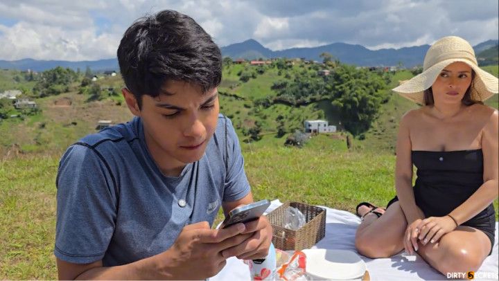 FREE FREE FREE MY PORN-ADDICTED step-SON FUCKS ME IN SECRET