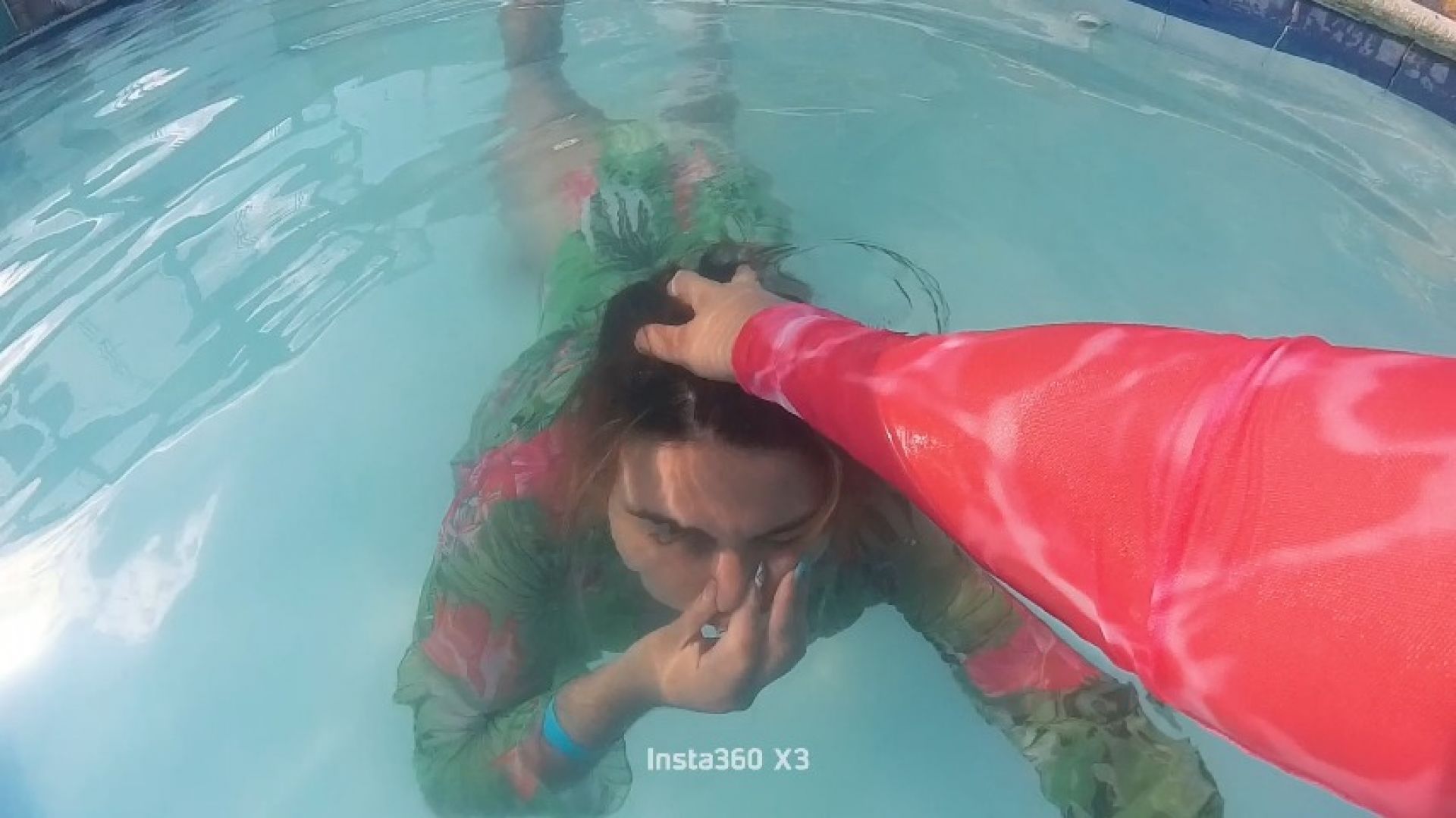 controlling breathing and swimming -bikini