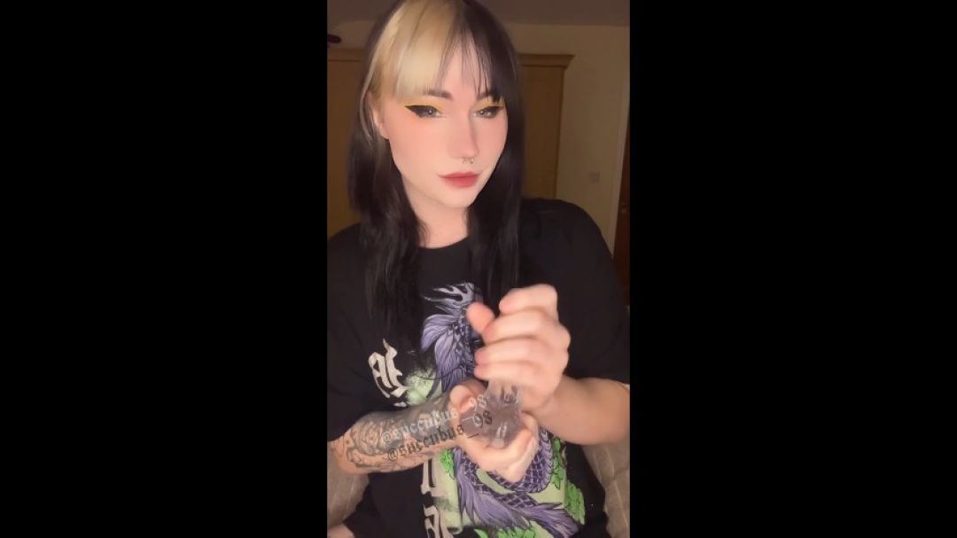 Amber Hawking giving blowjob to a dildo