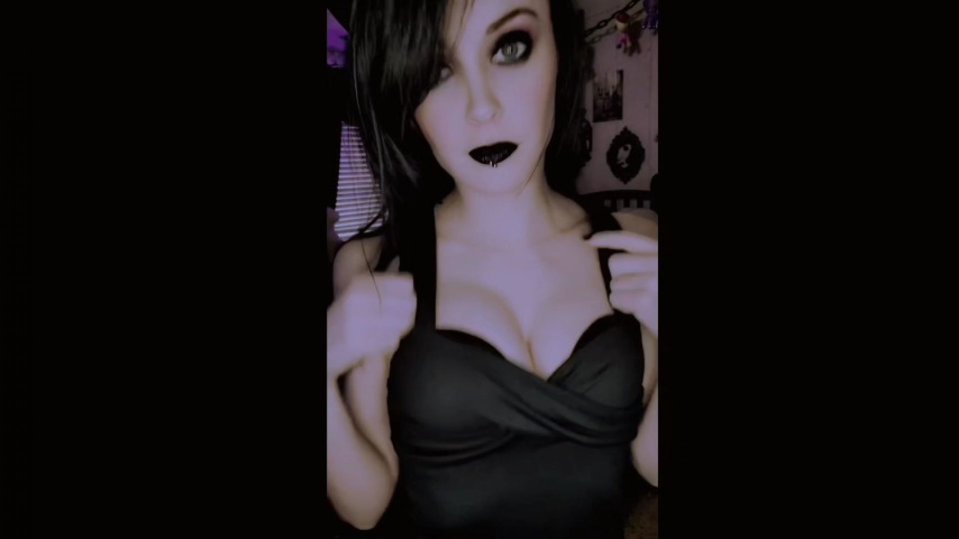 Review Outtakes and GRWM